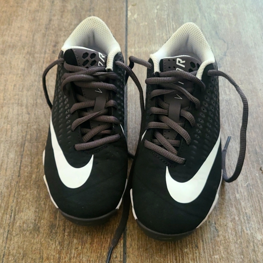 Boys Nike Vapor Cleats